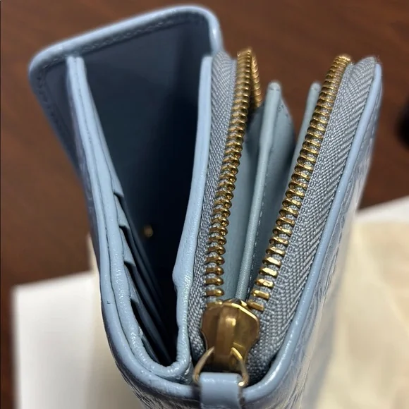 Gucci Light Blue Embossed Wallet #GUC-223